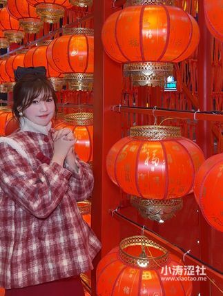 十万草莓粥粥舰长内部图片首曝光，私密图集震撼全网