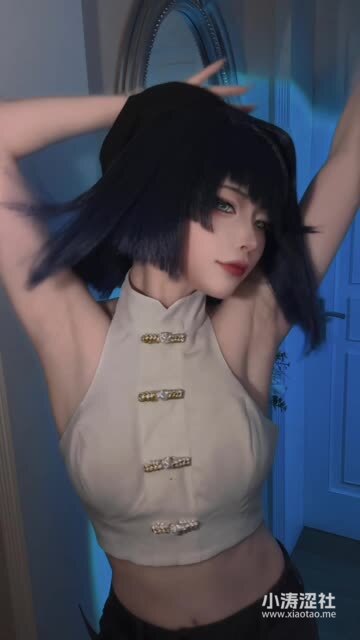 嗷呜虎虎（虎森森）圣诞精灵cos写真图集，圣诞cosplay美图