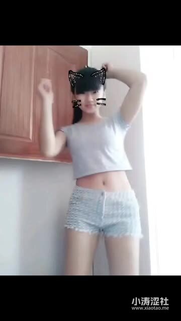 CC小微微至尊版喊主人，她的至尊版为何引发如此多的讨论？