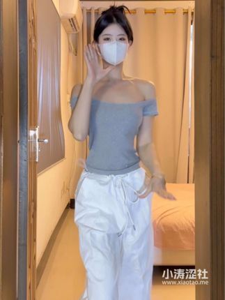 蓝云小园是什么梗？网络热议的背后故事