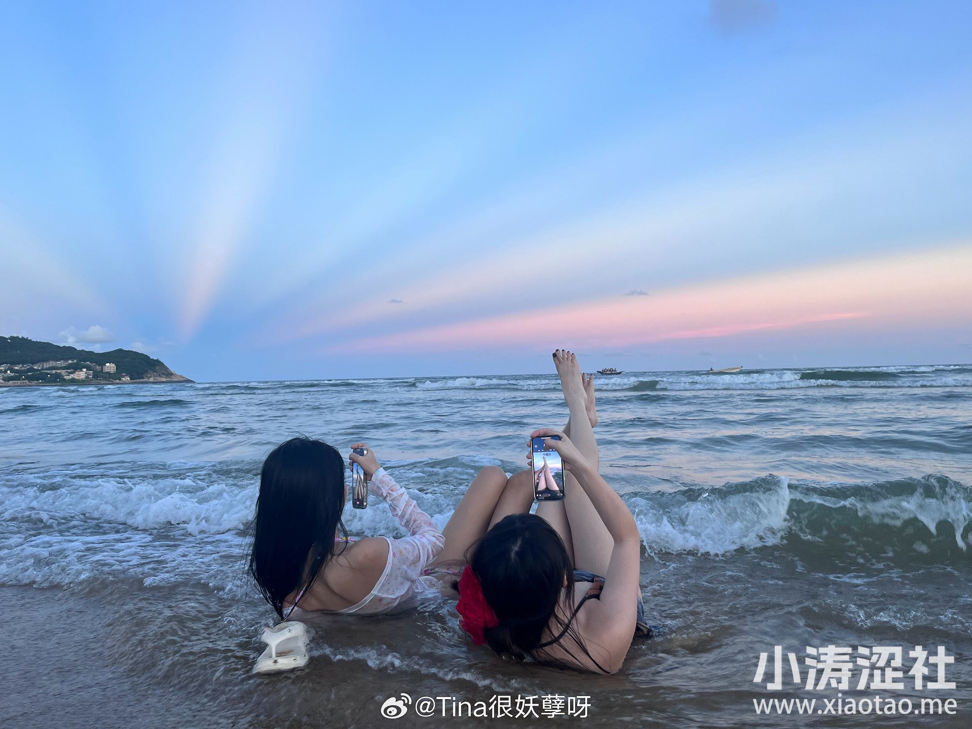 Tina很妖孽呀微密圈假期调皮的妹妹，假期调皮写真