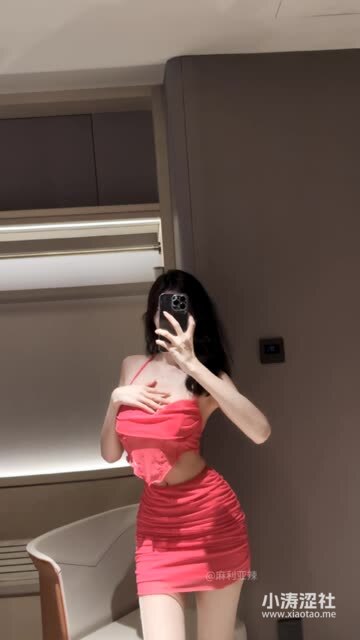 抖音麻利亚辣微密圈付费图片赏析清纯背后的故事，微密圈粉丝的独家内容