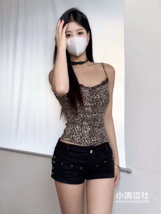 蓝云小园双视角视频的录制细节，独特角度的魅力所在